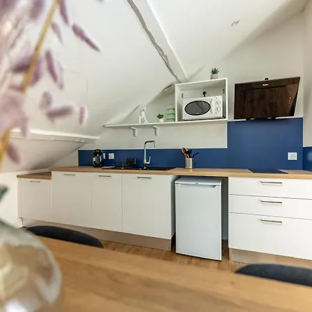 Neuf Climatisé équipé 2 à 4 Couchages