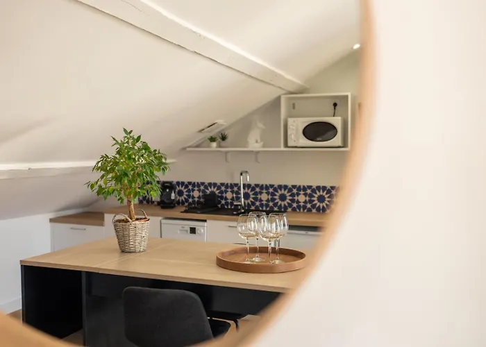 Neuf Climatisé équipé 2 à 4 Couchages * Béziers